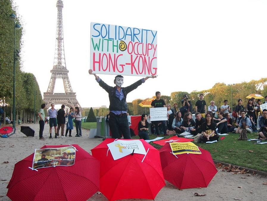 全球聲援香港爭取民主普選（巴黎場）@Zenobeebee