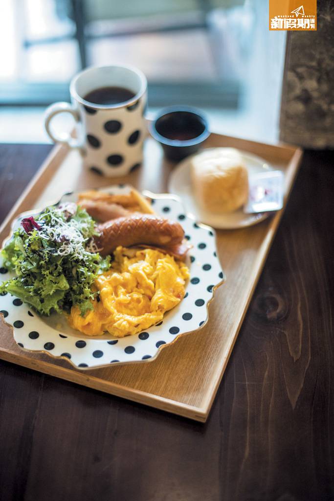 釜山 房價包早餐，可選西式或韓式，食物配上精美的餐具，未食都覺得超開胃。
