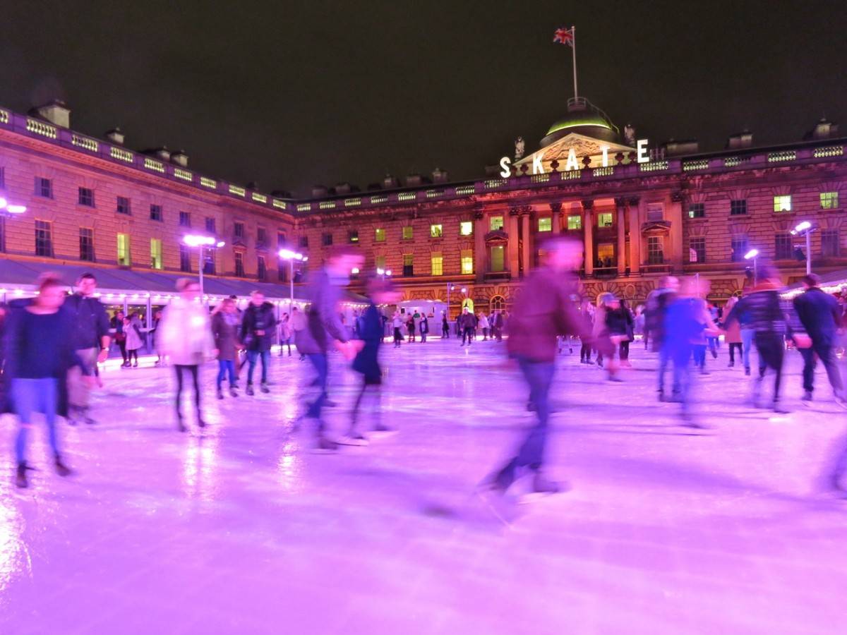 薩默塞特府的溜冰池是倫敦聖誕經典