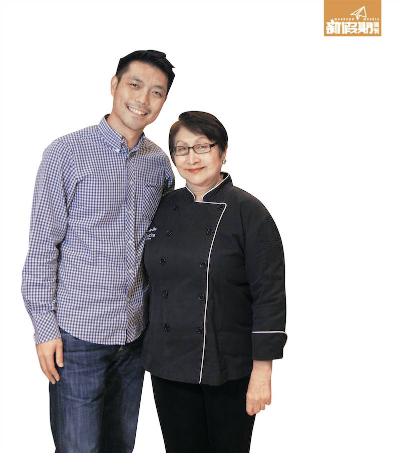 新加坡 Violet Oon和兒Yiming ：「取名國家廚房，因為我們要向世界各地的訪客介紹原汁原味的本土食。」