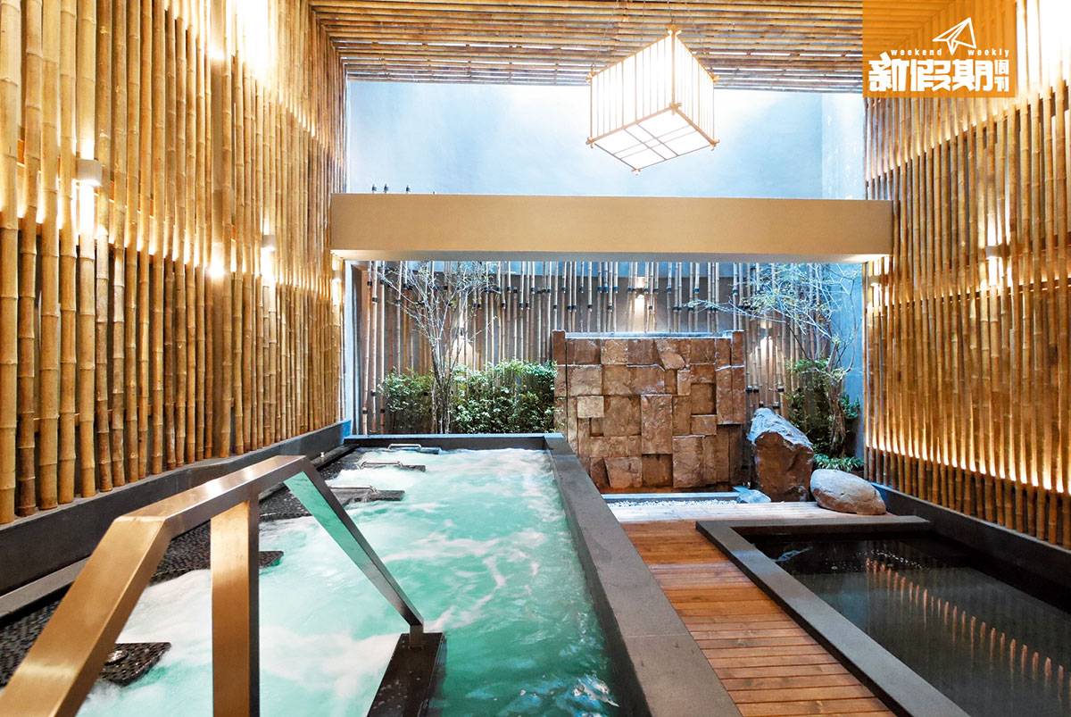 曼谷 新酒店 2018 男女浴室分別都有來自日本下呂市的Gero Bath、呈奶白微細氣泡的Silk Bath、水力按摩池等。