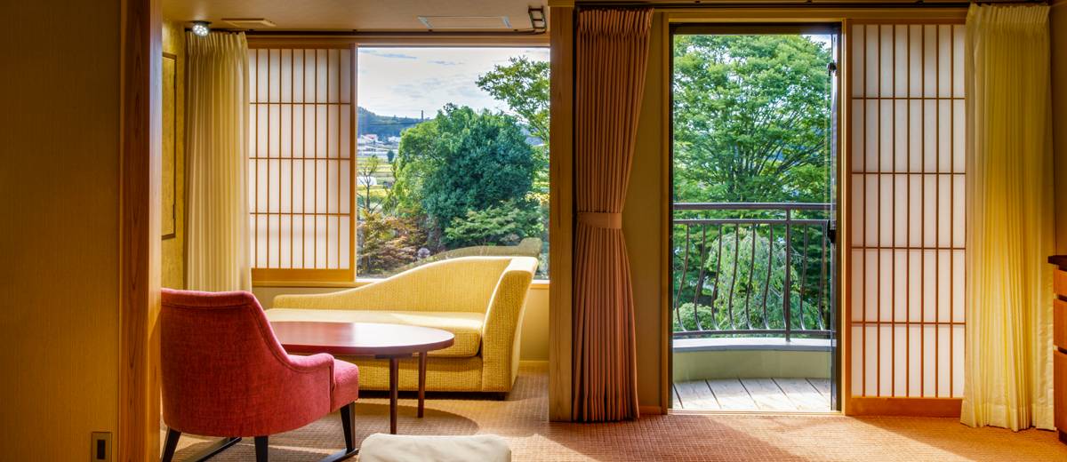 富士山 懶人包 獲得了由全國專業人士在100家的溫泉旅館挑選出來的第8位，客房走和式的設計。（圖片︰富士山温泉ホテル鐘山苑）