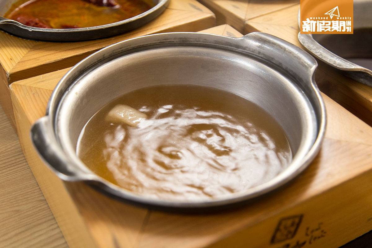温野菜 新出的和牛湯，用日本蔬菜和和牛熬煮，有塊和牛脂肪在湯底內，味道濃郁。