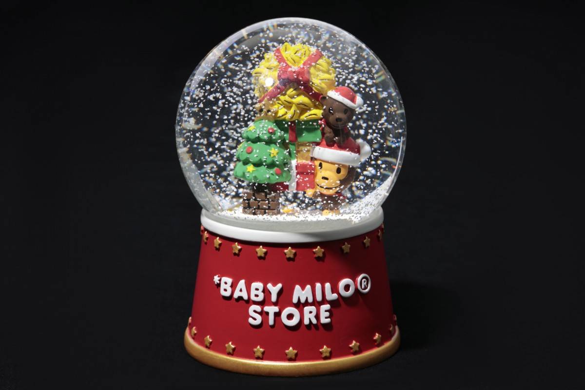 商場聖誕 BABY MILO® 別注版聖誕水晶球 9