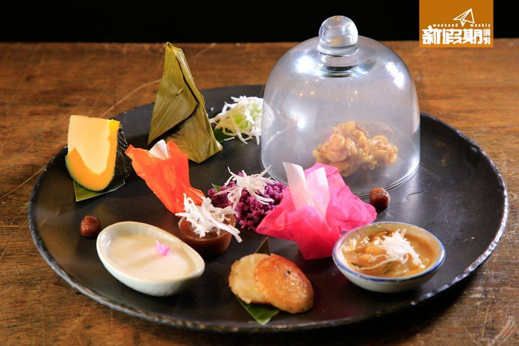 曼谷 米芝蓮 美食 招牌甜品拼盤，當中最特別是即時以水仙花蠟燭即時輕煙燻的脆米通，其餘都是泰菜常見的甜點。