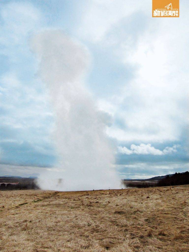 冰島 極光 大家最期待的畫面，地熱噴泉真係好高。