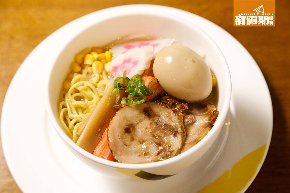 任食生蠔 自助餐 和牛 金域假日酒店 配合日式主題，可以選拉麵、叉燒等日式配料。