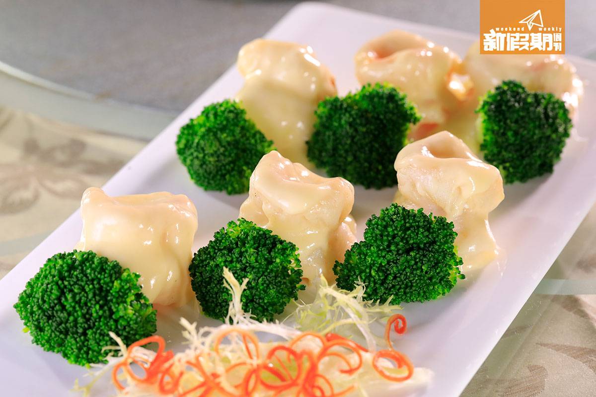 自助餐 九龍灣 中菜 片皮鴨 小炒 星期二是大蝦主題，有芝士牛油焗製。