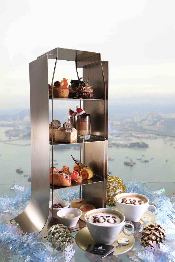 Tea set 以環球貿易廣場做主題嘅「Café 100 by The Ritz-Carlton, Hong Kong聖誕二人下午茶」