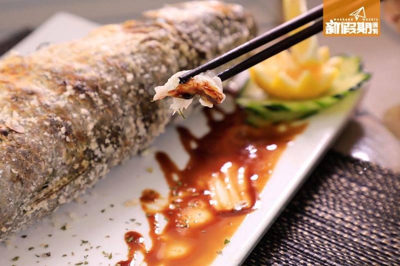 西貢 BBQ 任食 放題 三是蘸上用鰻魚混和淡豉油製成的魚汁