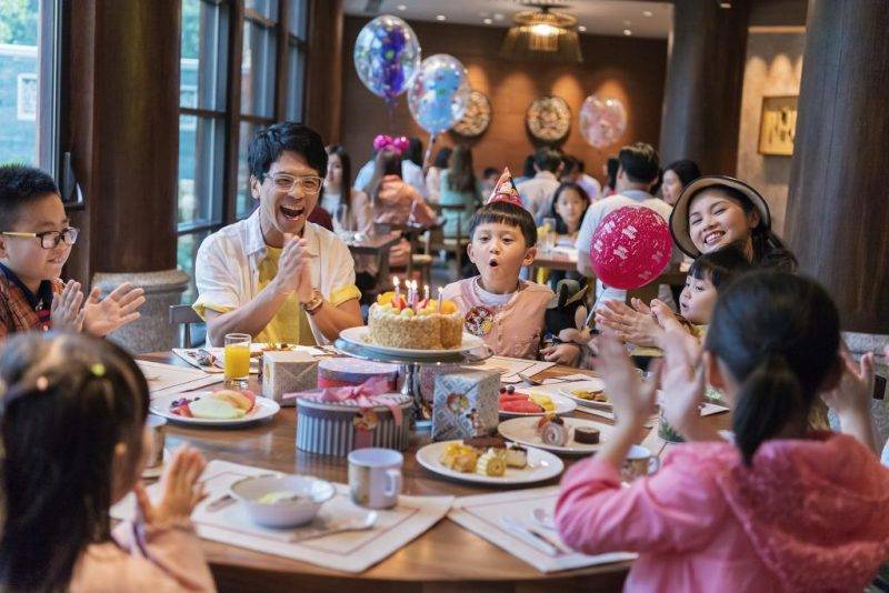 生日優惠 壽星仔女仲可於華特餐廳或晶荷軒享用指定晚餐。