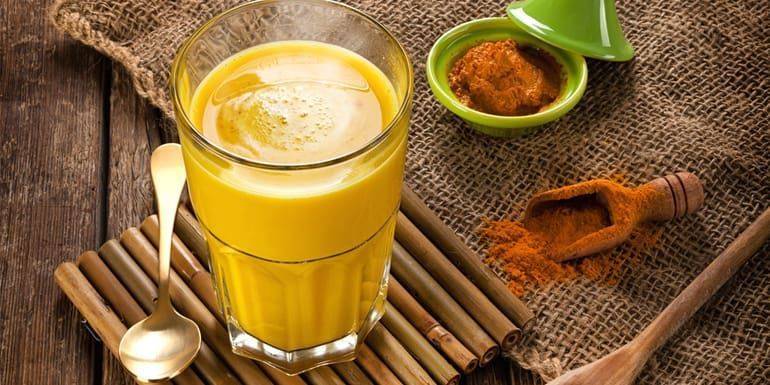 二噁英 加入了薑黃粉的薑黃奶不但能抑壓一種致癌物質，更能增加肝臟排毒酵素。
