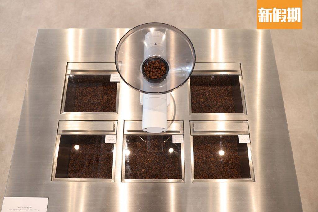 咖啡店 啡豆選擇達至4款以上，啡豆種類不定時供應。