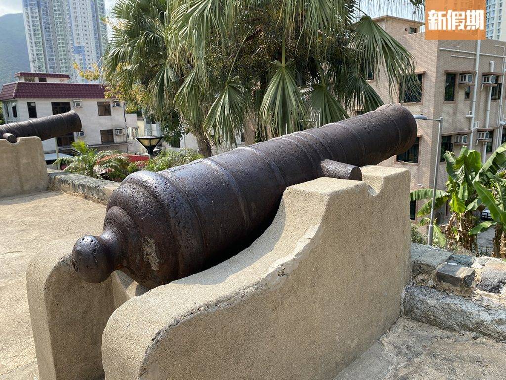 東涌綫延綫 城牆上共6尊大炮。