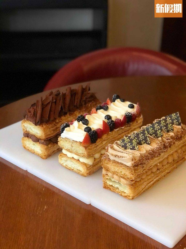 甜品 尖沙咀凱悅酒店咖啡廳推出拿破崙系列，有3款口味，分別是朱古力、鮮莓及港式奶茶。