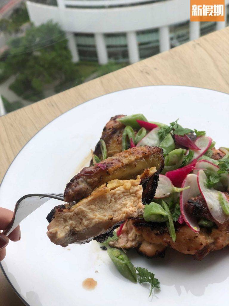 Salisterra Lunch Set方面有燒雞可選，燒得滑嫩Juicy。