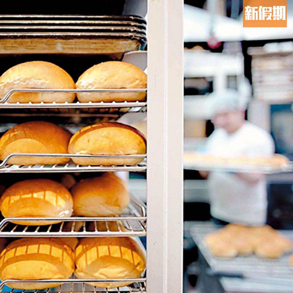 Honbo 牛油麵包由本地麵包廠制造，每日送到店内。