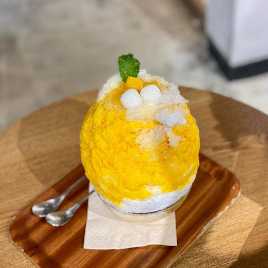 SHARI SHARI Kakigori House 芒果椰子味5芒果酸甜超Fresh，配上芒果肉及煙韌白玉，口感豐富。