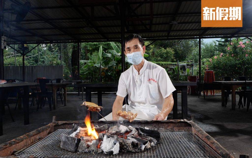 大尾篤麥師傅已有30多年BBQ經驗，今次教大家燒烤技巧。（圖片來源：新假期編輯部）