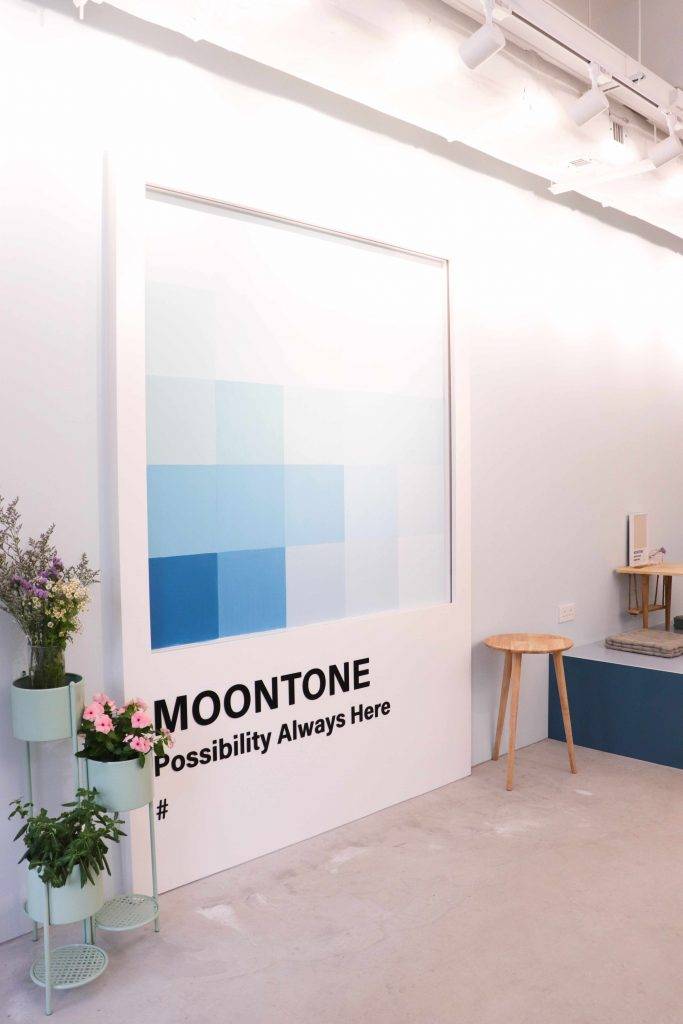 Moontone Moontone Cafe是近期爆紅的Cafe，憑著店內的Pantone打卡位一炮而紅。