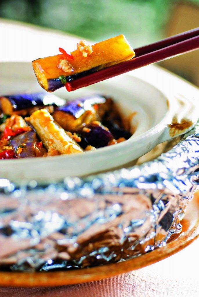 中式小菜 假如為了想食蔬菜而點魚香茄子煲，即使能攝取一定纖維，過多的油份反而對健康構成風險。