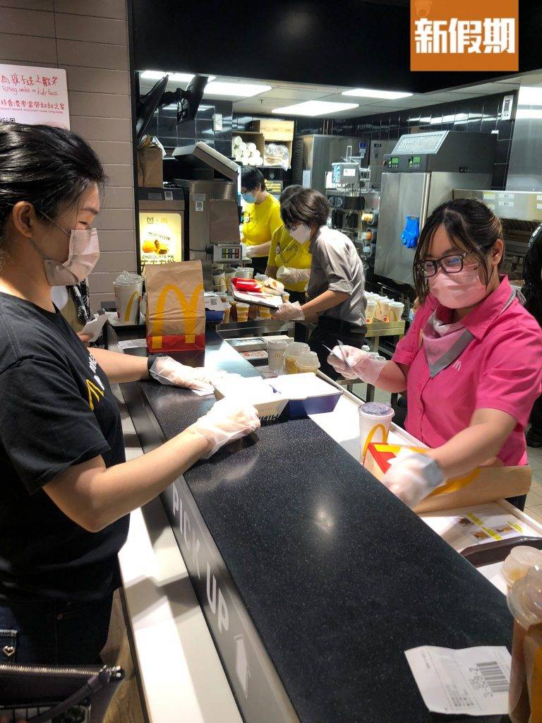 麥當勞 也有市民跟工作人說不要雞，只要盒。