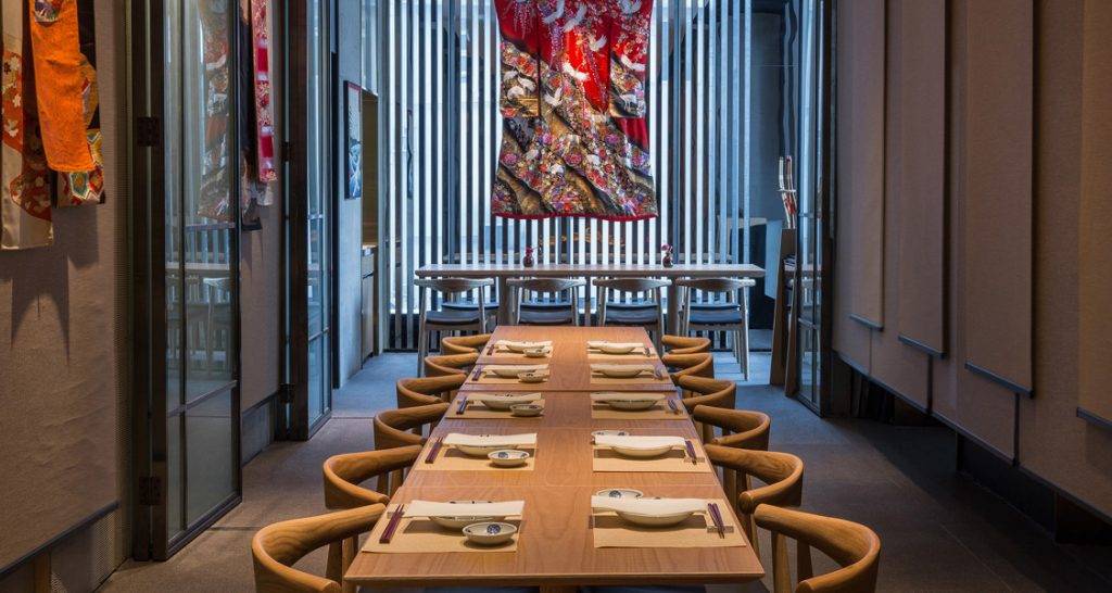 餐廳處處充滿日本文化藝術氣息，營造優雅寫意的用餐氛圍。（圖片來源：FUMI）