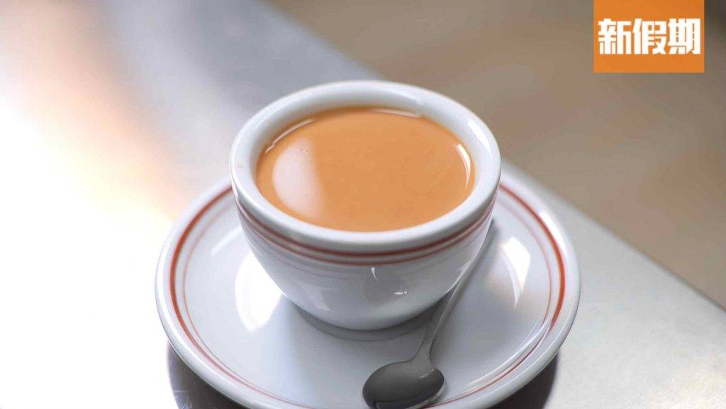 鴛鴦是咖啡加奶茶配搭而成。
