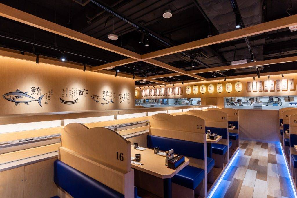 donki鮮選壽司 室內環境方面，裝修與其他分店一致，猶如海洋般的格調。
