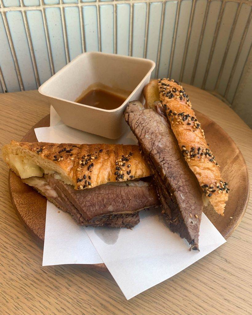 Beef Brisket French Dip（圖片來源：Cupping Room官方授權圖片）