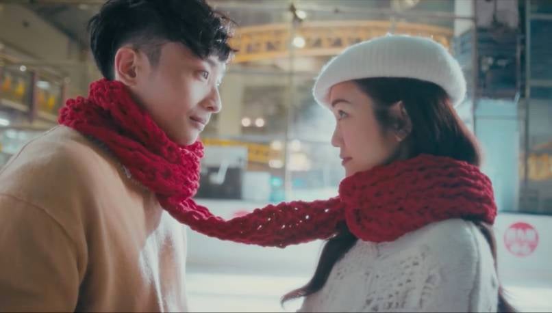 西九龍中心 ERROR新歌《愛情值日生》MV亦特別於西九龍中心取景，溜冰場亦是地標之一！