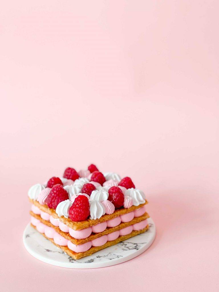 情人節蛋糕 荔枝紅莓純素千層酥 8清甜夠Fresh，果香味清新怡人。