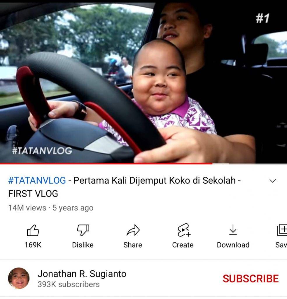 tantan 這條五年前的YouTube片段，由哥哥接他放學，也有1,400萬次觀看次數！！！