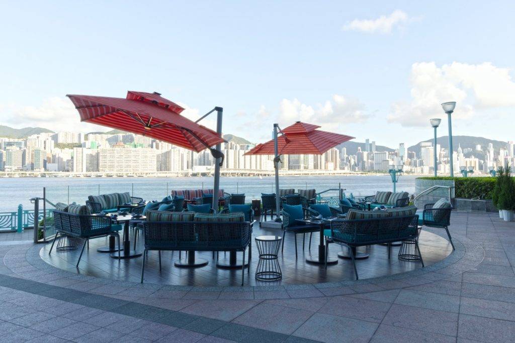 海景餐廳 佔地約6,000呎空間感大，戶外露天平台可以180度望盡整片海景。