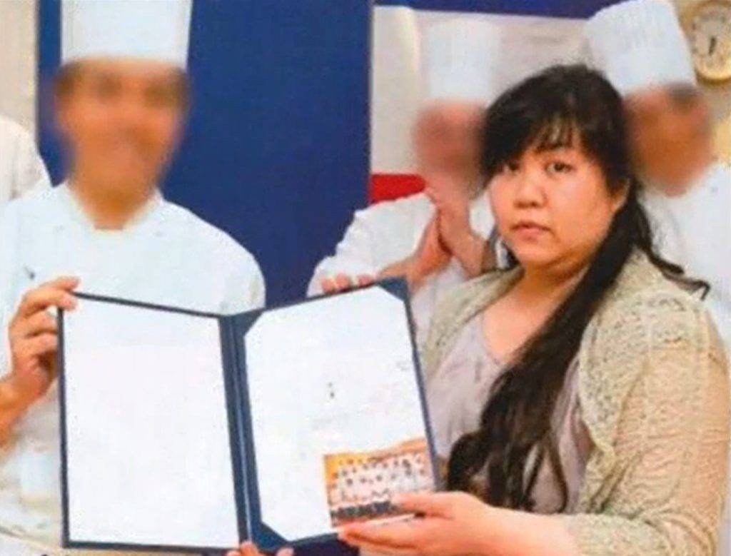 木嶋佳苗 平成毒婦 毒婦 她拿到受害人的錢後，更報讀了巴黎藍帶廚藝學校進修廚藝。