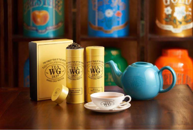 母親節蛋糕 現代藝術蘭花茶壺茗茶套裝$1,506  早茶茶組包括皇家早餐茶和禪心伯爵綠茶。