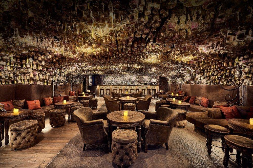 香港酒吧 酒吧餐廳推介｜The Mixing Room by Iron Fairies是中環荷李活最新一所神秘隱蔽兼極富創意之雞尾酒酒吧。
