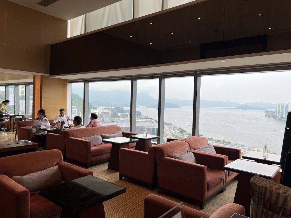 沙田凱悅酒店 自助餐 餐廳特色之一是可望到開揚海景
