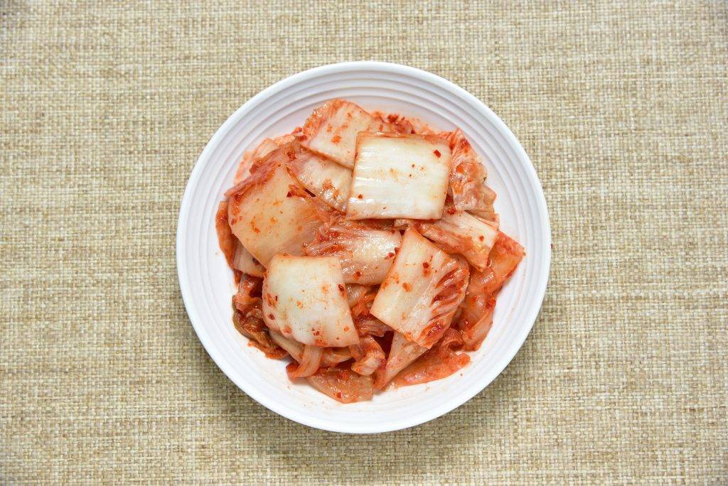 新世界韓國食品 韓國超市、超市買呢啲、北角 於6月8日購物滿$100，即可以優惠價$1換購泡菜。