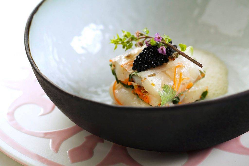 灣仔美食 Hokkaido Scallop Rice Rolls以泰式米卷加入日式北海道扇貝，味道清新開胃。