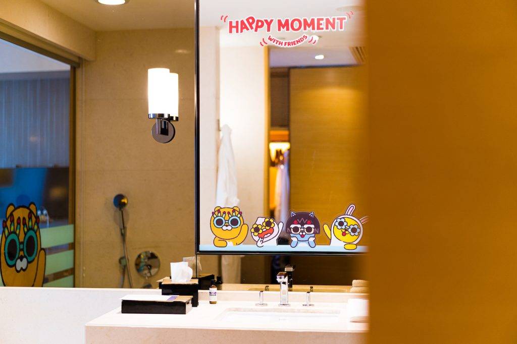 KAKAO FRIENDS主題 浴室卡通造型貼紙、鏡貼