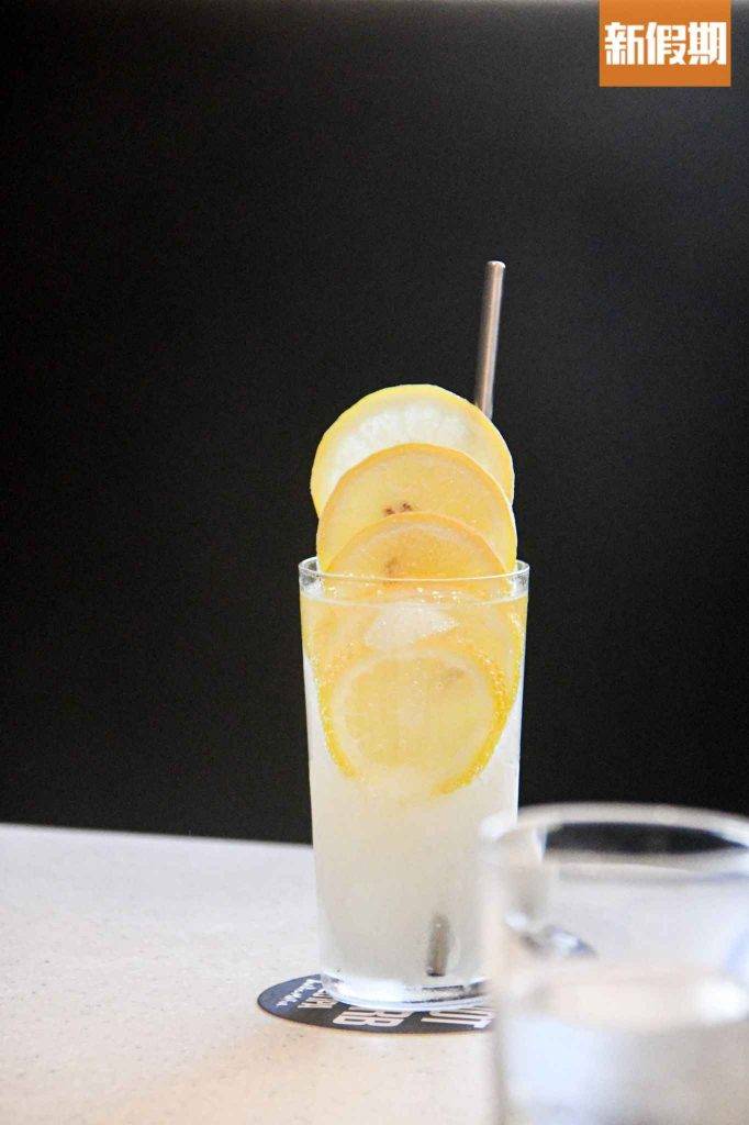 Yakinikumafia 店內有多款Coctail供應，例如這杯Shochu Sour Tower$80，陣陣的檸檬酸清新味蕾。