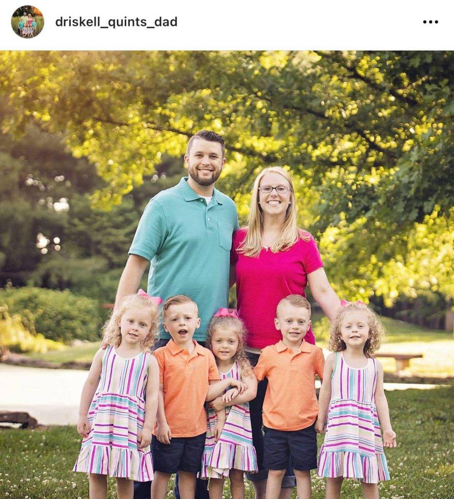 父親 根據外國媒體報道， 來自美國的男子Jordan Driskell 與妻子誕下五胞胎，包括三個女兒及兩個兒子。
