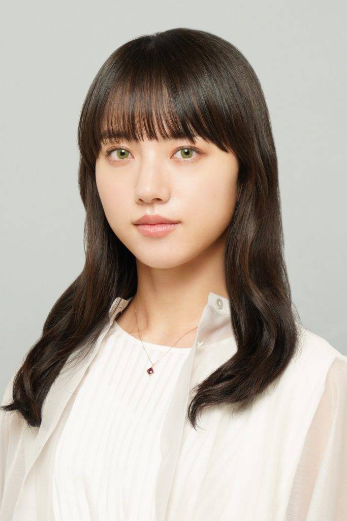 2022 秋季日劇 清原果耶相信大家並不陌生，由童星出道，榮獲「2022年香港亞洲電影節最佳女主角」，而今次飾演綠色眼睛的「靈媒少女」，相當有空靈感。