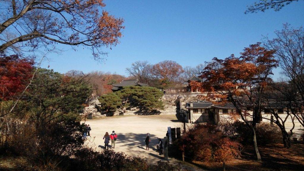 銀聯卡 就近釜山，伽倻山亦是賞楓熱點之一，除了睇紅葉外，大家都可以到韓國三大寺廟之一的海印寺參觀，再玩臺埋清道鐵道自行車。