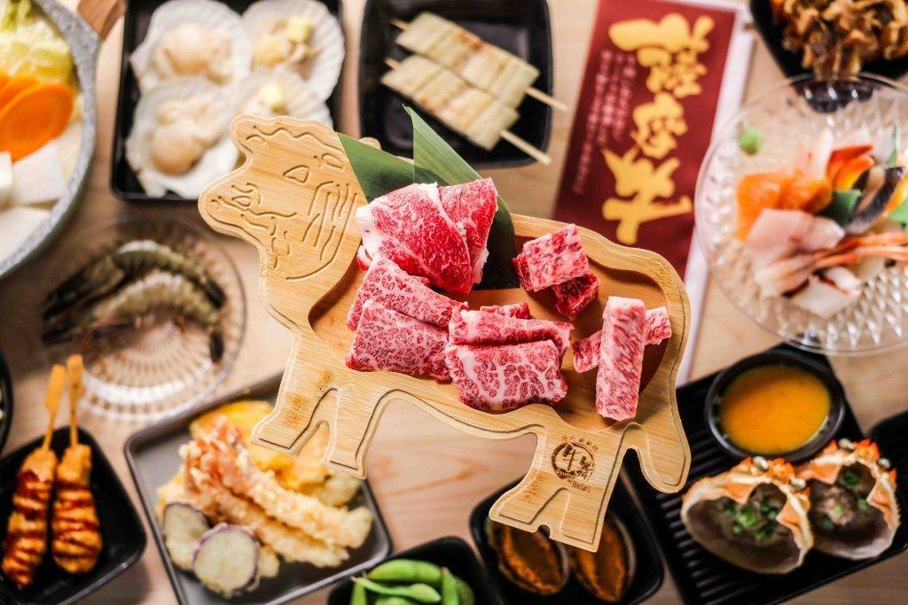 日式放題 日式放題推介｜8款午市燒肉及涮涮鍋套餐供應，同時享有60分鐘自助區放題。