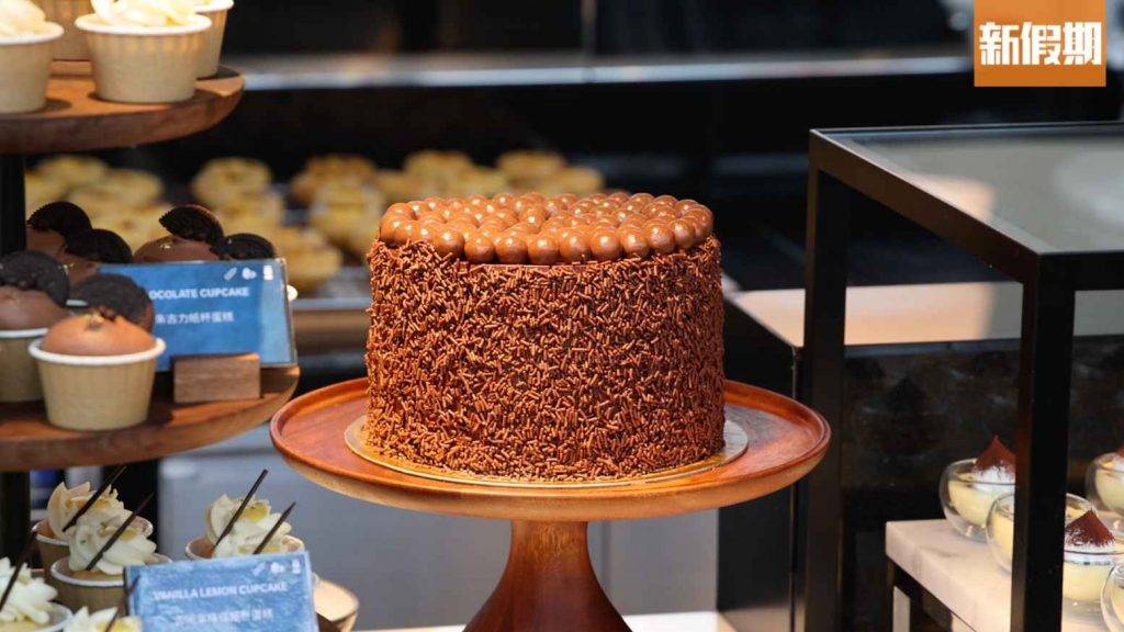 麗晶酒店自助餐 有不少邪惡的原個美式蛋糕，當中麥提莎朱古力蛋糕最吸引！