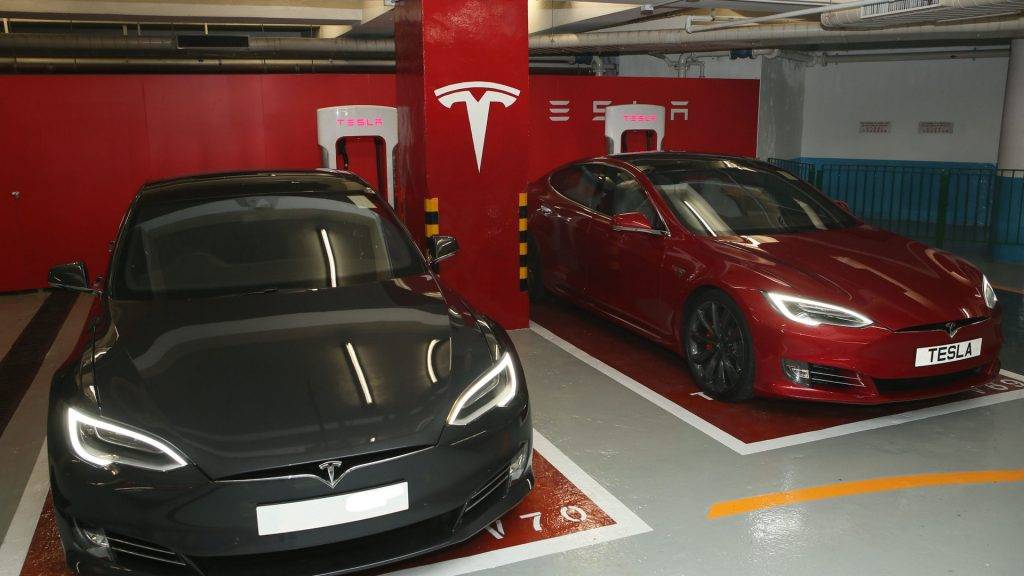 Tesla電動車 Tesla 2.有錢人揸車是為了慳時間