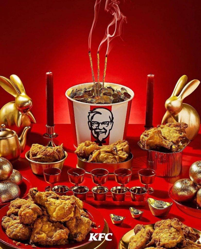 泰國KFC 畫面有啲似祭祀儀式