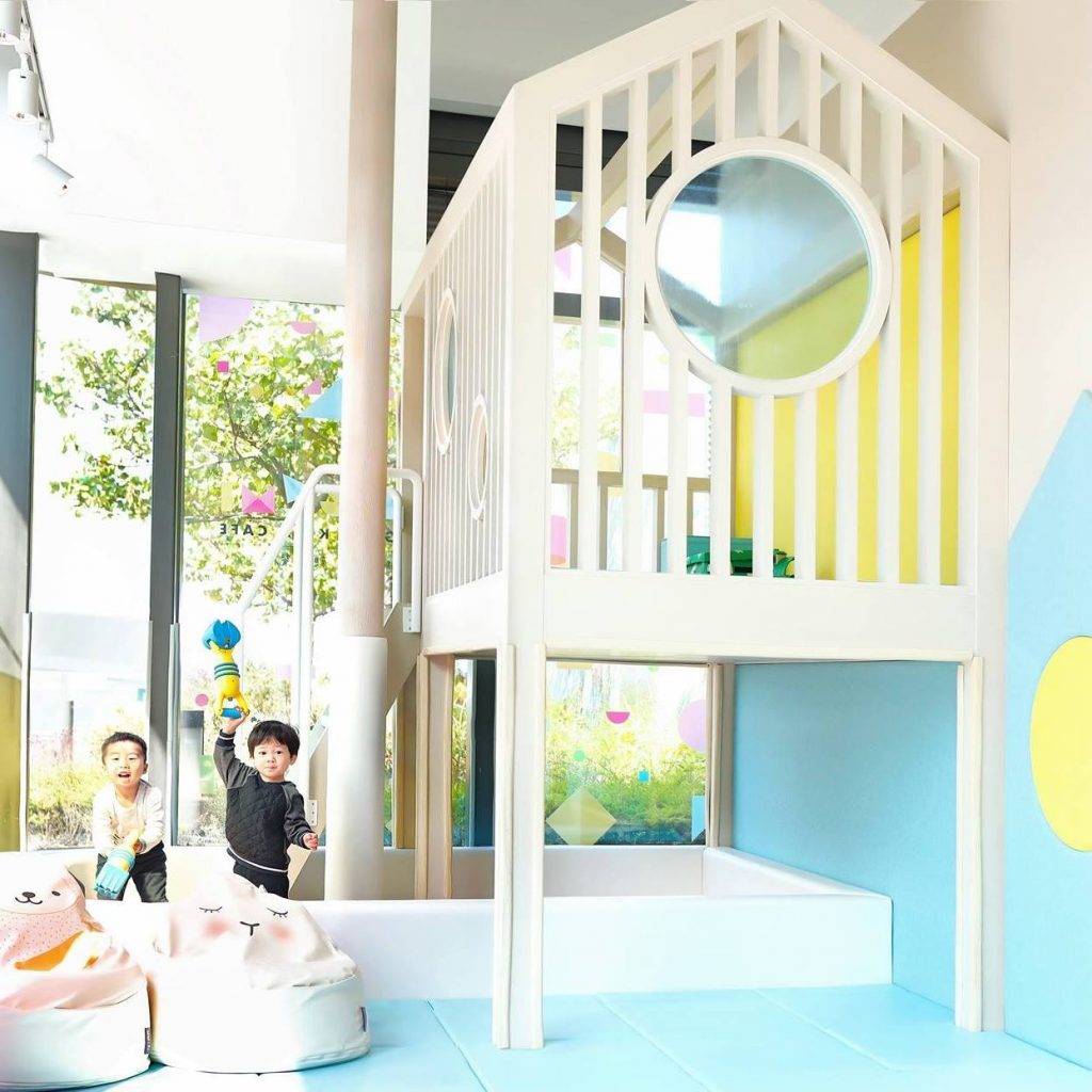 親子餐廳 親子餐廳2023｜室內面積近4,000平方呎，設有不同主題的兒童玩樂區。
